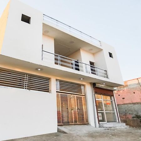 Hotel O Dollar Faridabad Eksteriør bilde