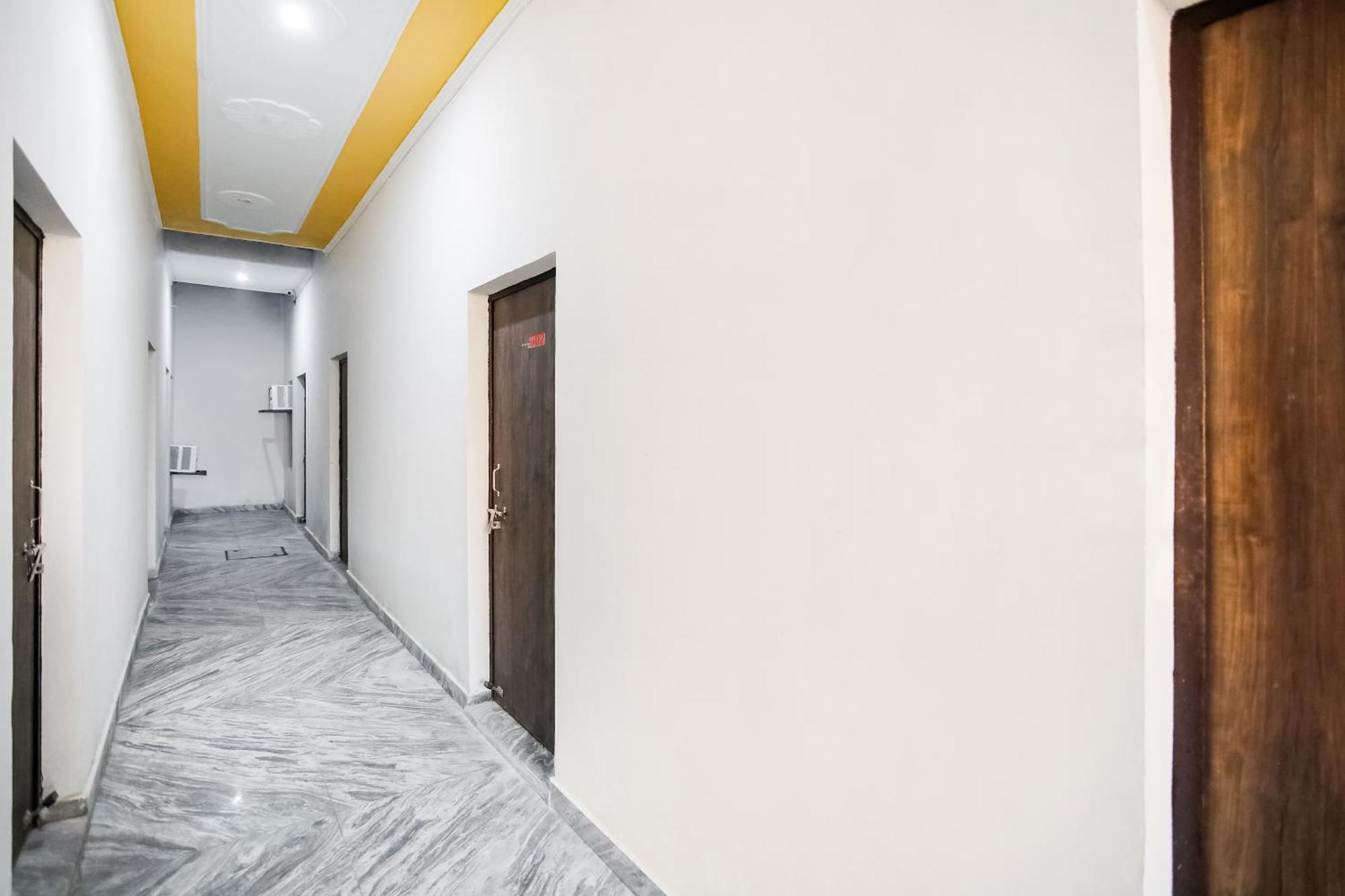 Hotel O Dollar Faridabad Eksteriør bilde
